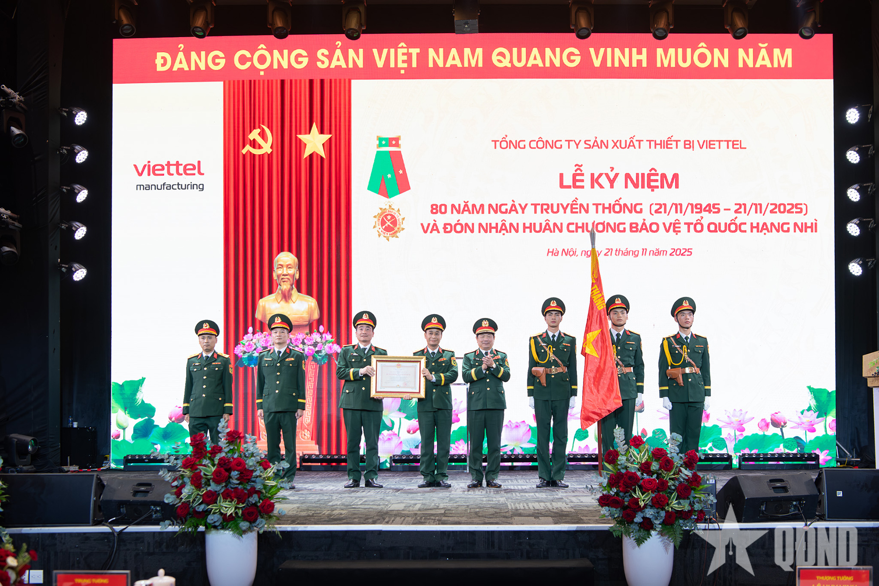 Tổng Công ty Sản xuất thiết bị Viettel đón nhận Huân chương Bảo vệ Tổ quốc hạng Nhì